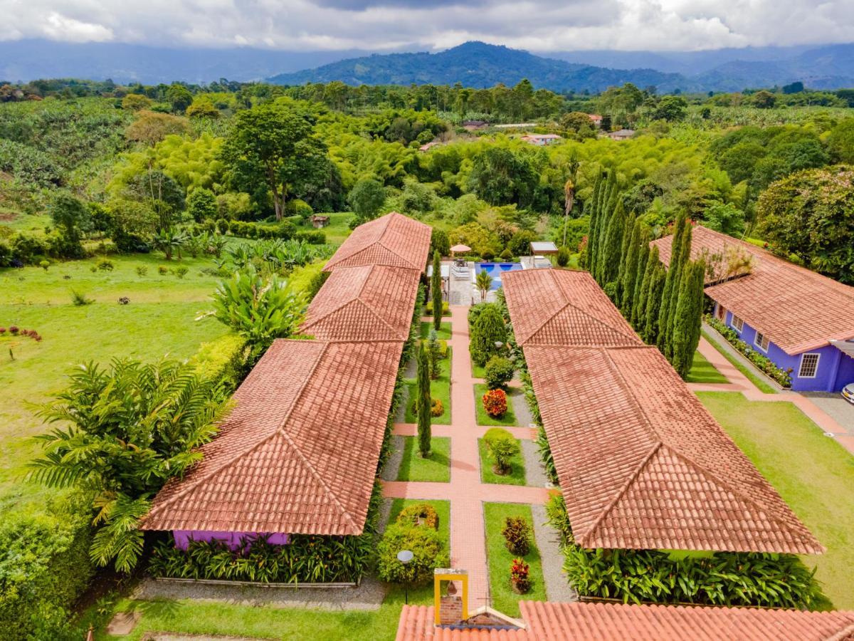 Hotel Campestre Solar De La Luna Albania  Εξωτερικό φωτογραφία