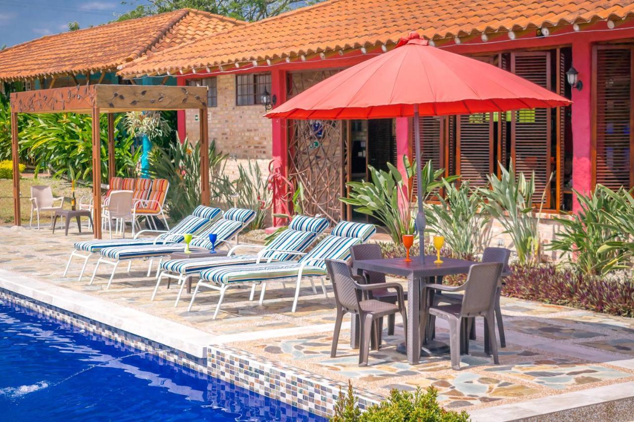 Hotel Campestre Solar De La Luna Albania  Εξωτερικό φωτογραφία