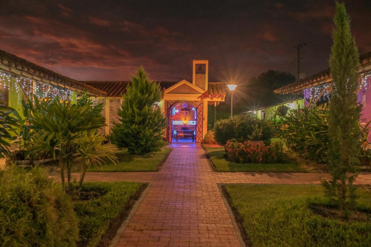 Hotel Campestre Solar De La Luna Albania  Εξωτερικό φωτογραφία